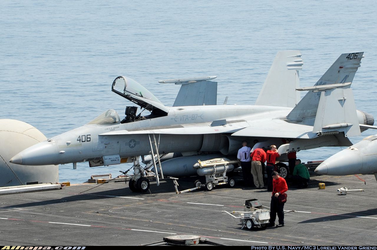 麦克唐纳-道格拉斯 F/A-18C&ldquo;大黄蜂&rdquo; \vert{} ID:14789