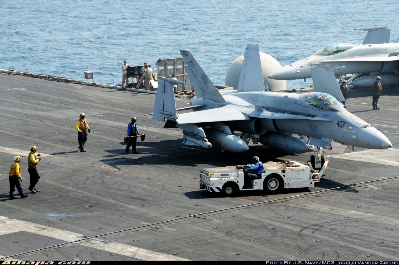 麦克唐纳-道格拉斯 F/A-18C&ldquo;大黄蜂&rdquo; \vert{} ID:14787