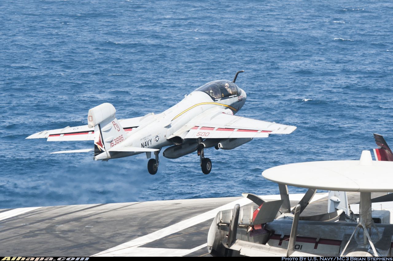 格鲁曼 EA-6B&ldquo;徘徊者&rdquo; \vert{} ID:14853