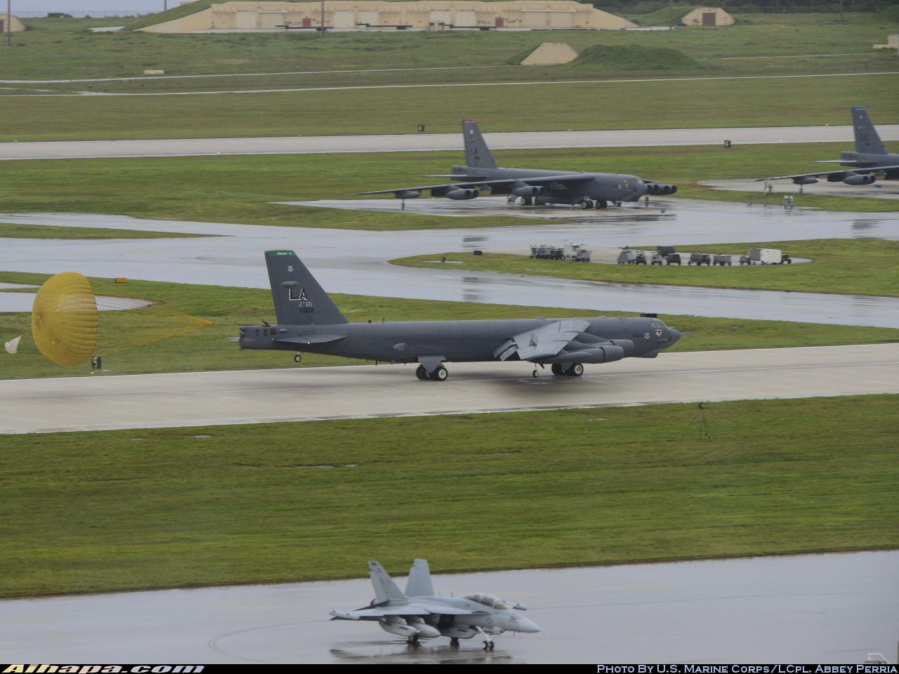 波音 B-52H&ldquo;同温层堡垒&rdquo; \vert{} ID:12838
