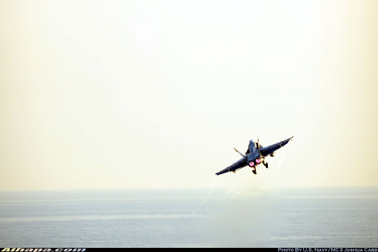 麦克唐纳-道格拉斯 F/A-18C&ldquo;大黄蜂&rdquo; \vert{} ID:14797