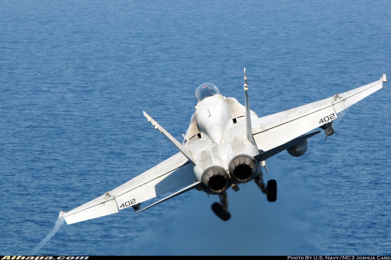 麦克唐纳-道格拉斯 F/A-18C&ldquo;大黄蜂&rdquo; \vert{} ID:13217