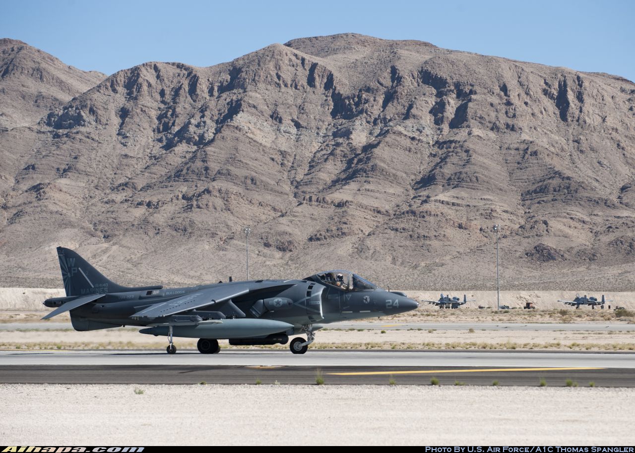 麦克唐纳-道格拉斯 AV-8B&ldquo;鹞&rdquo;Ⅱ \vert{} ID:21205