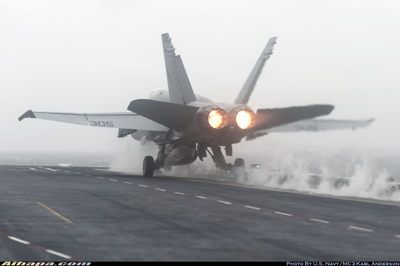麦克唐纳-道格拉斯 F/A-18C&ldquo;大黄蜂&rdquo; \vert{} ID:14863
