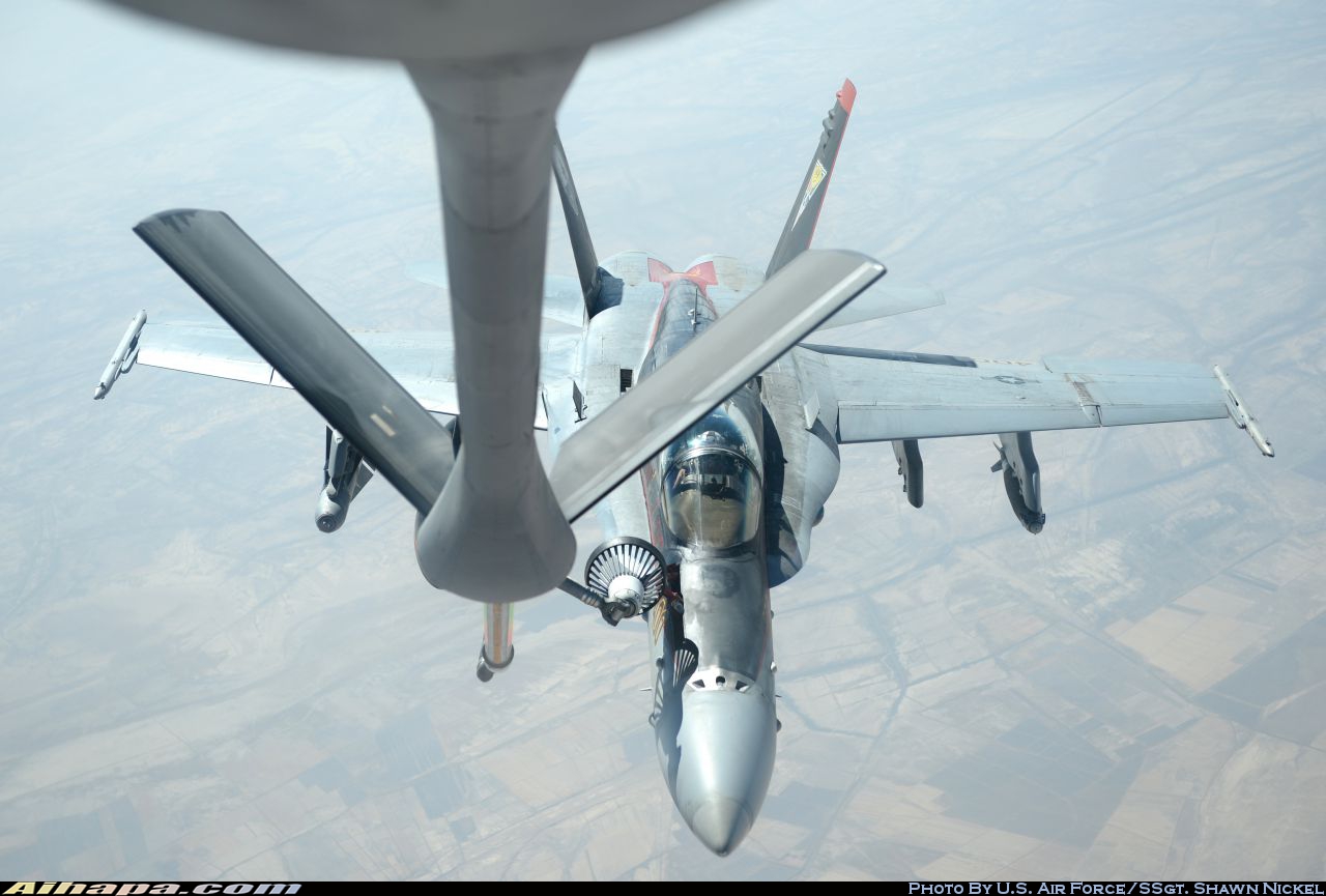 麦克唐纳-道格拉斯 F/A-18C&ldquo;大黄蜂&rdquo; \vert{} ID:14159