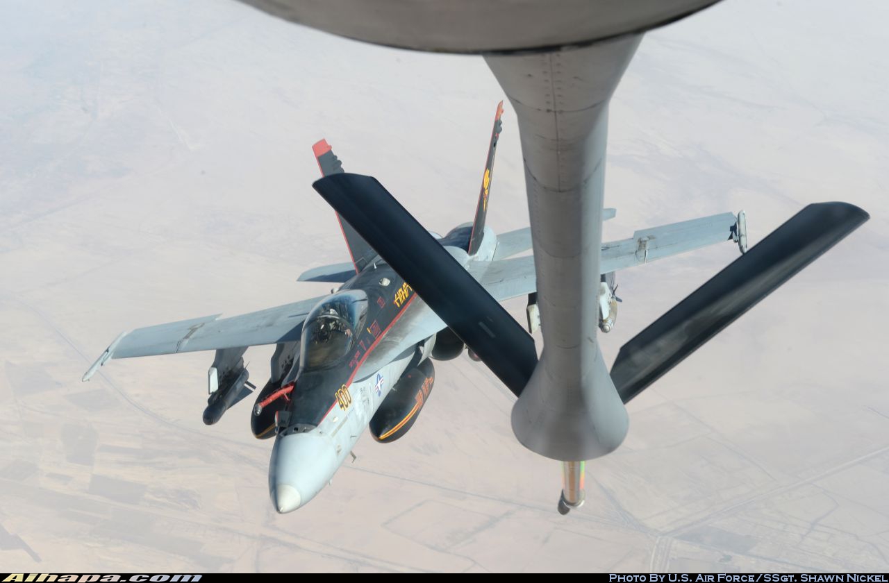 麦克唐纳-道格拉斯 F/A-18C&ldquo;大黄蜂&rdquo; \vert{} ID:14165