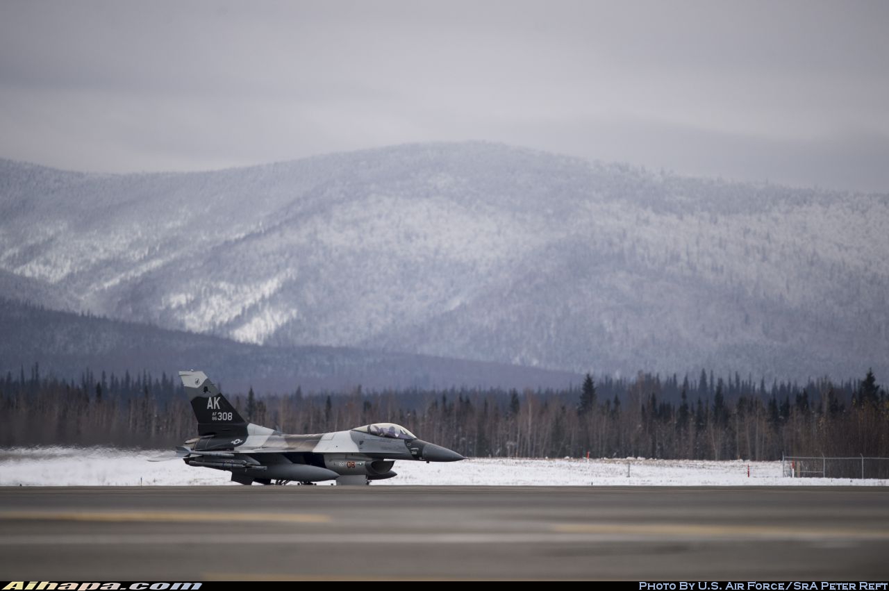 通用动力 F-16C&ldquo;战隼&rdquo; \vert{} ID:18528