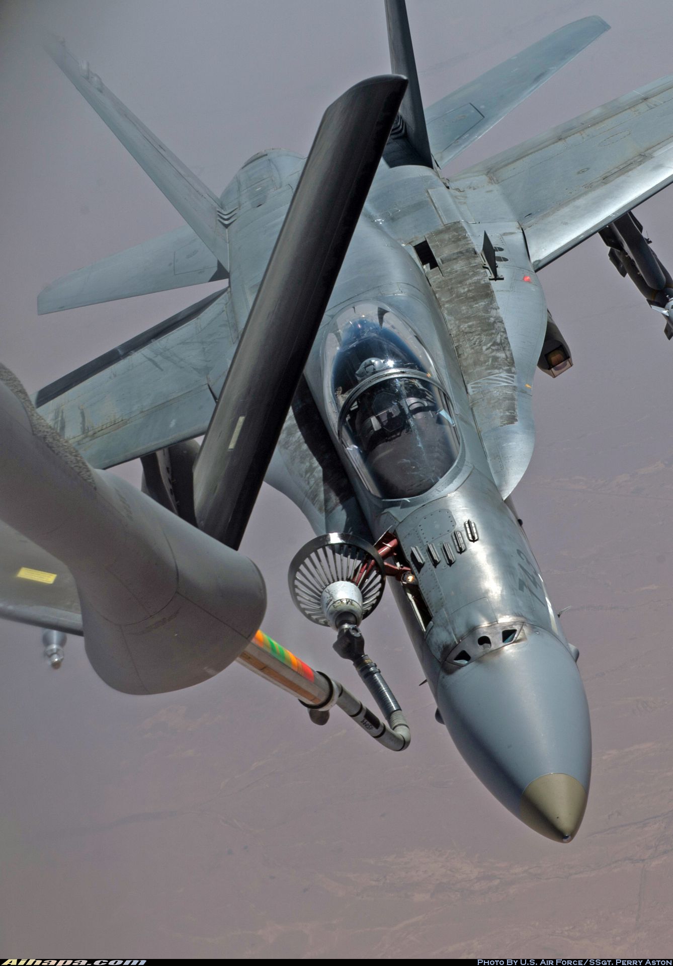 麦克唐纳-道格拉斯 CF-188A&ldquo;大黄蜂&rdquo;(CF-18A) \vert{} ID:16214