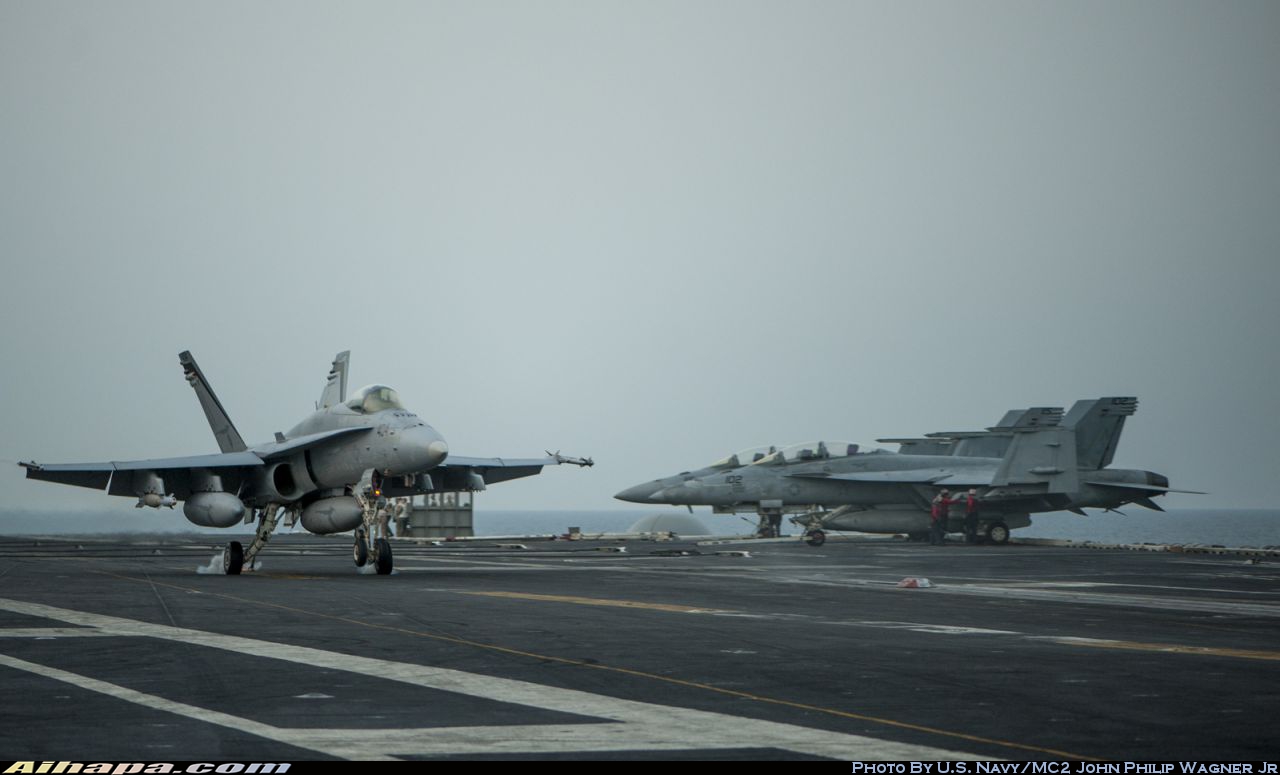 麦克唐纳-道格拉斯 F/A-18C&ldquo;大黄蜂&rdquo; \vert{} ID:16831