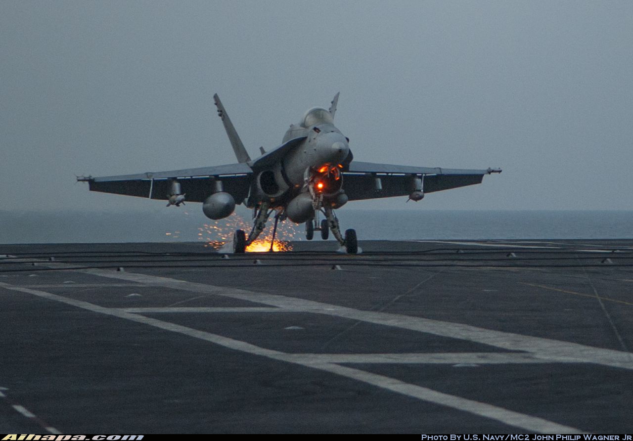 麦克唐纳-道格拉斯 F/A-18C&ldquo;大黄蜂&rdquo; \vert{} ID:16829