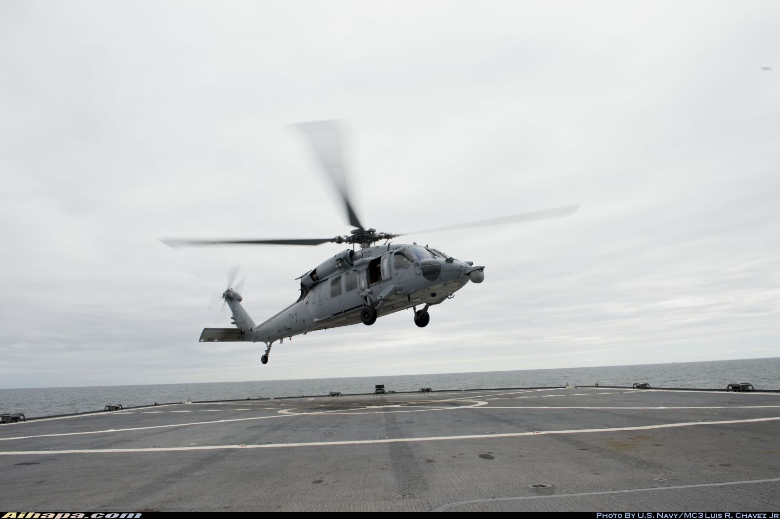 西科斯基 MH-60S&ldquo;骑士鹰&rdquo; \vert{} ID:7655