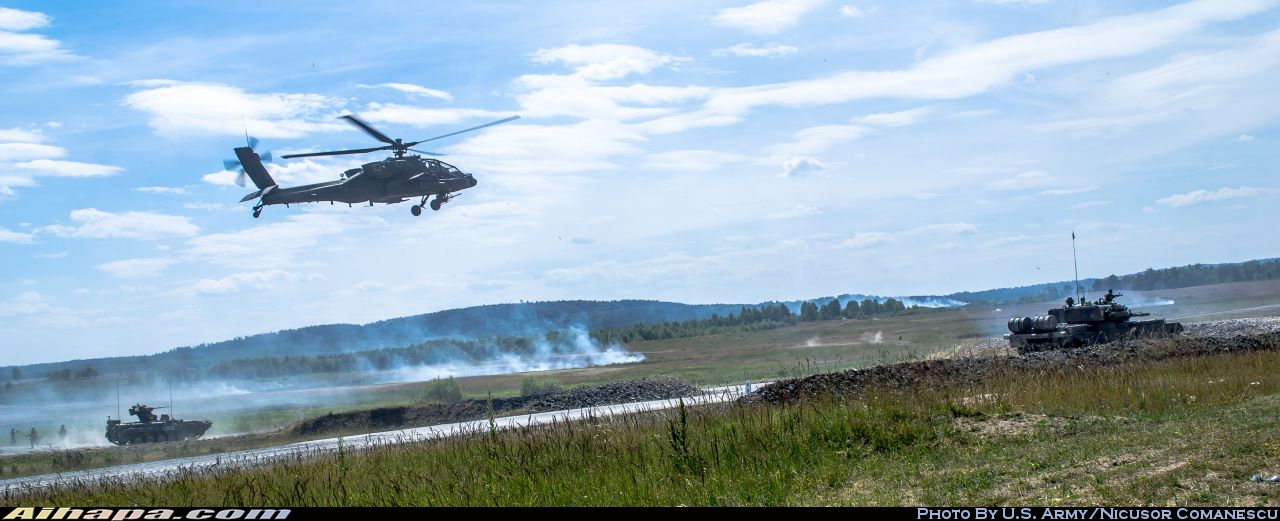 波音 AH-64D&ldquo;长弓阿帕奇&rdquo; \vert{} ID:8978
