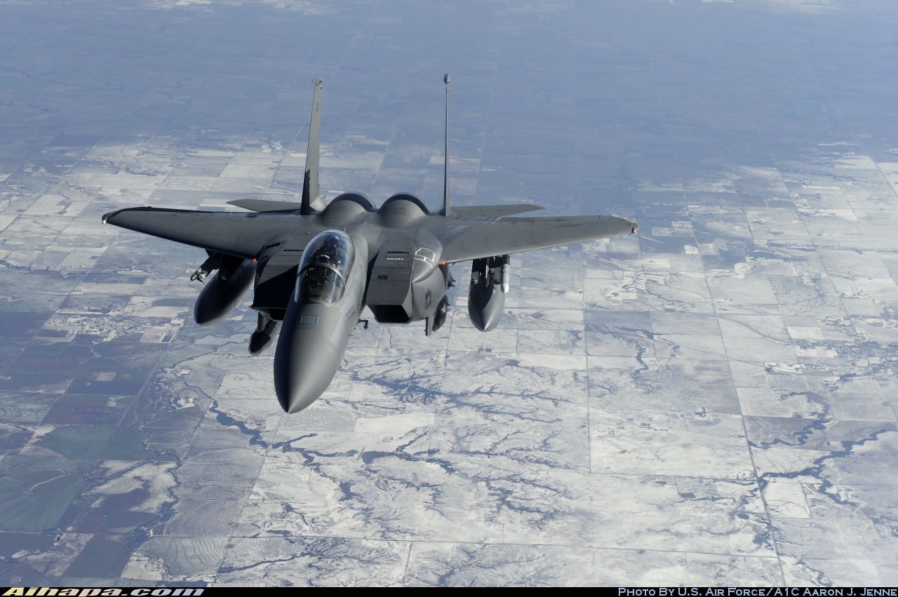麦克唐纳-道格拉斯 F-15E&ldquo;攻击鹰&rdquo; \vert{} ID:22754