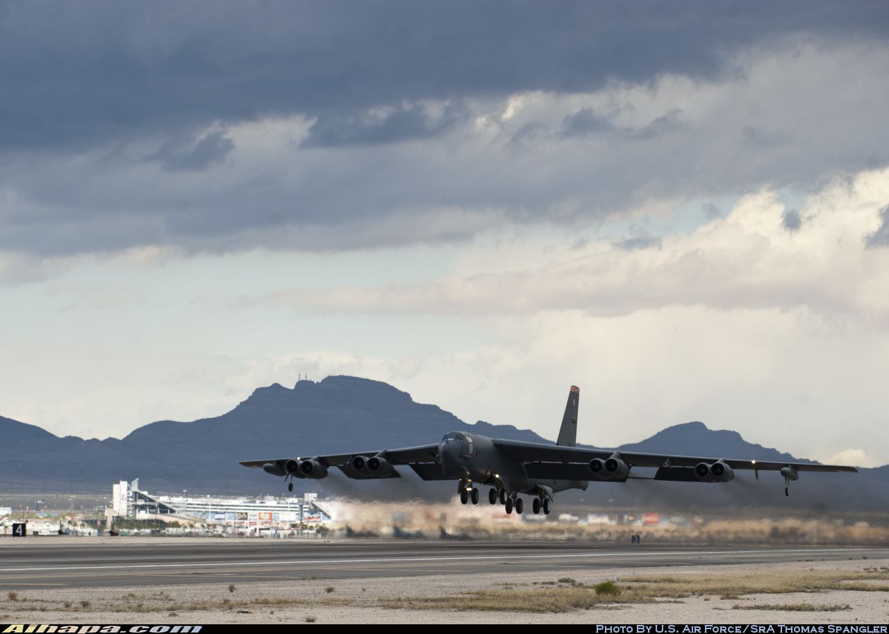 波音 B-52H&ldquo;同温层堡垒&rdquo; \vert{} ID:26874