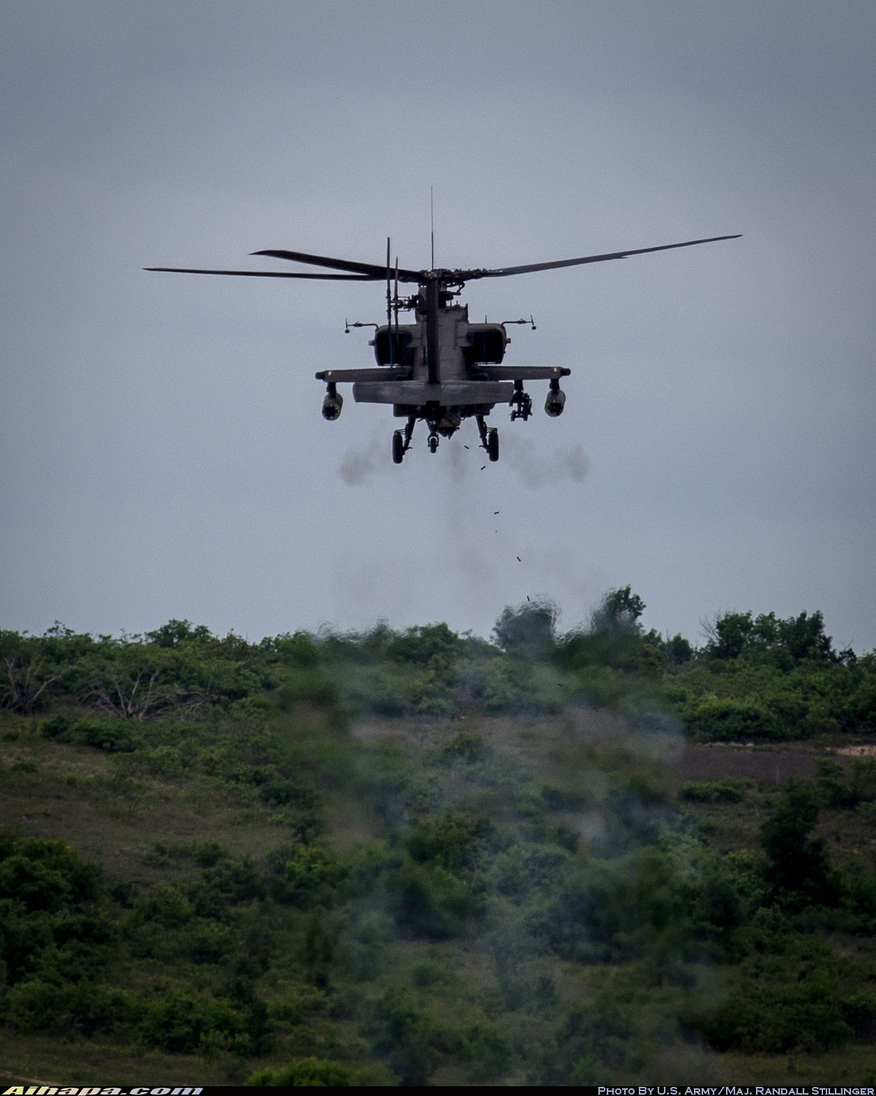 波音 AH-64D&ldquo;长弓阿帕奇&rdquo; \vert{} ID:24985