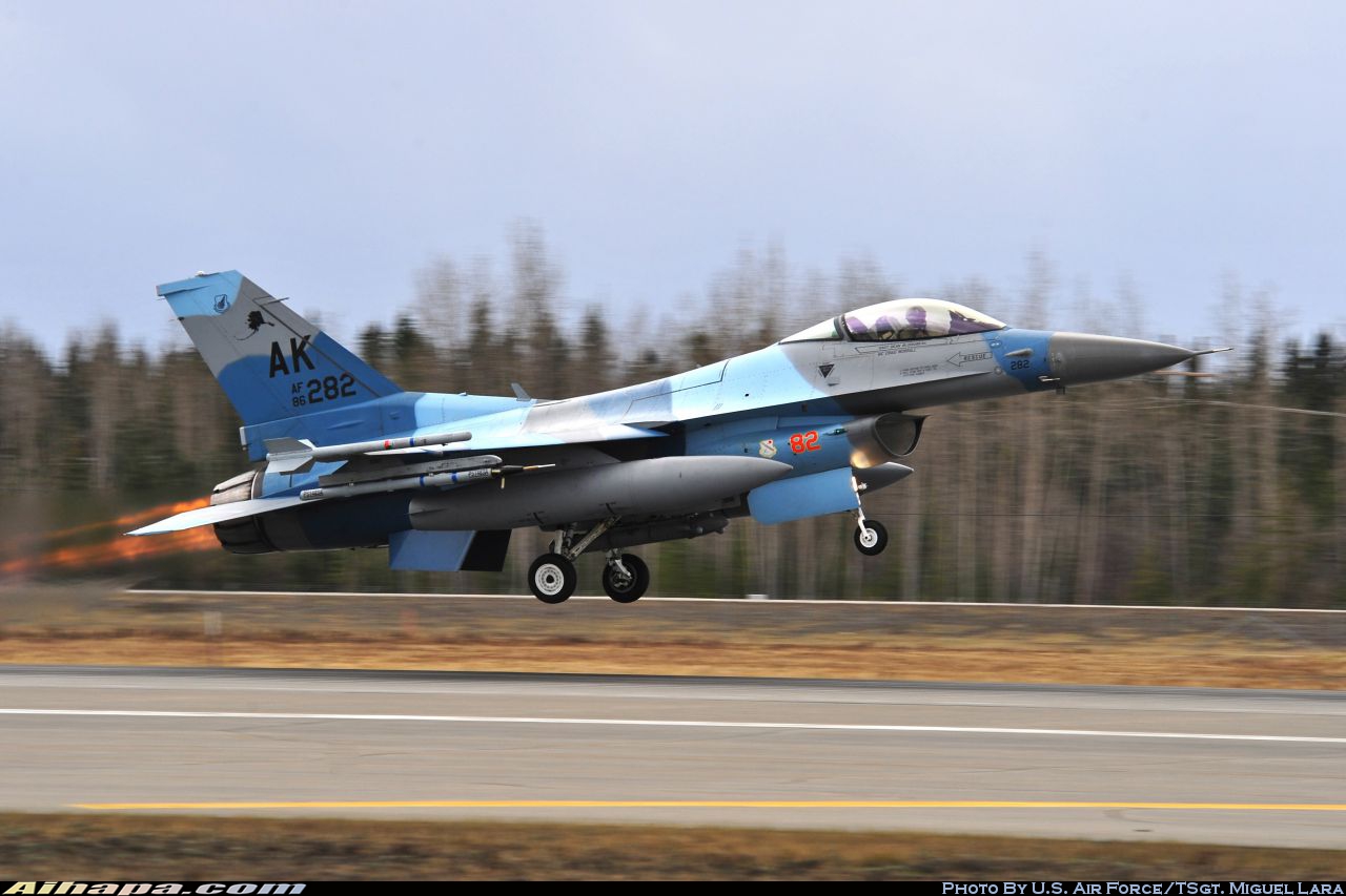 通用动力 F-16C&ldquo;战隼&rdquo; \vert{} ID:26946