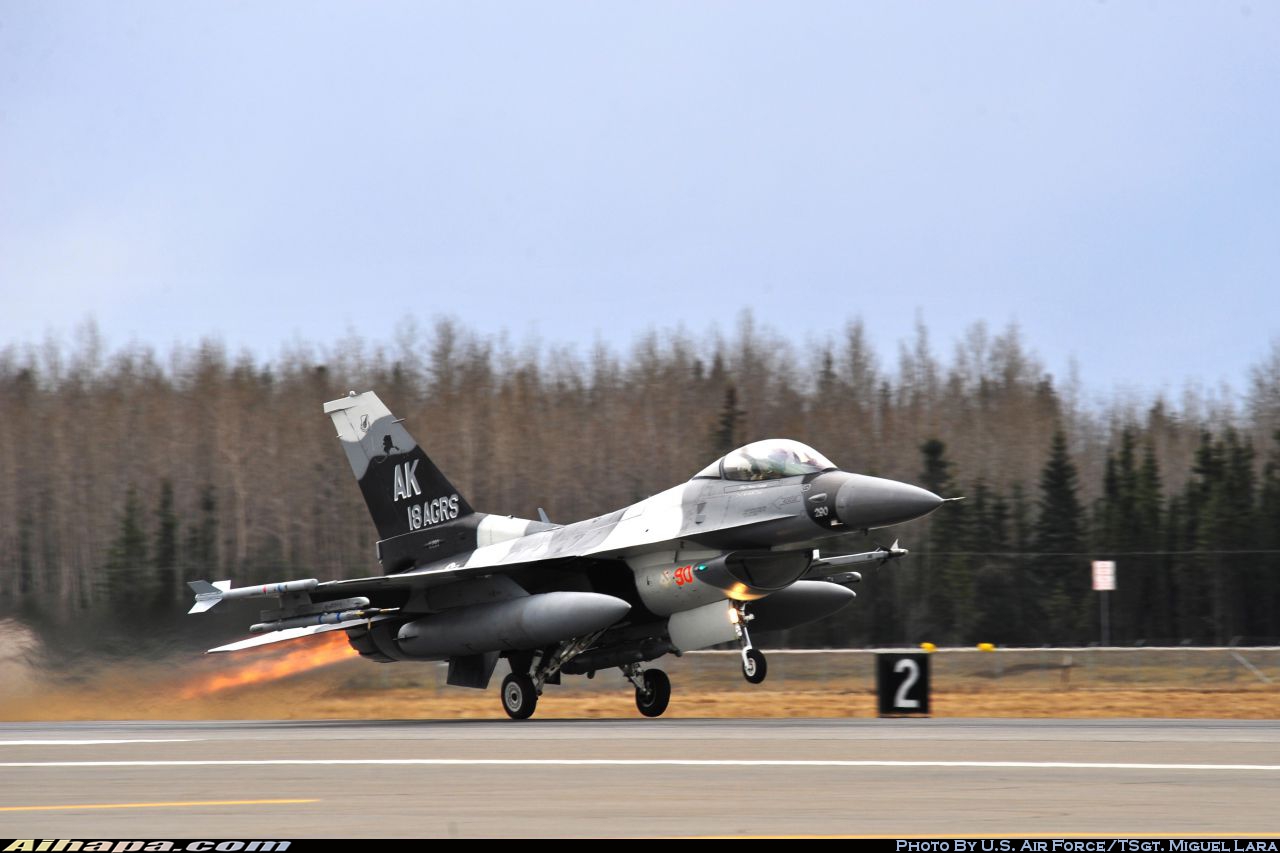 通用动力 F-16C&ldquo;战隼&rdquo; \vert{} ID:26944