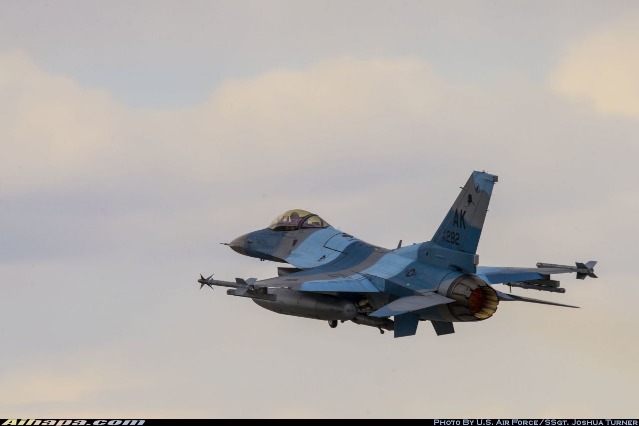 通用动力 F-16C&ldquo;战隼&rdquo; \vert{} ID:26956