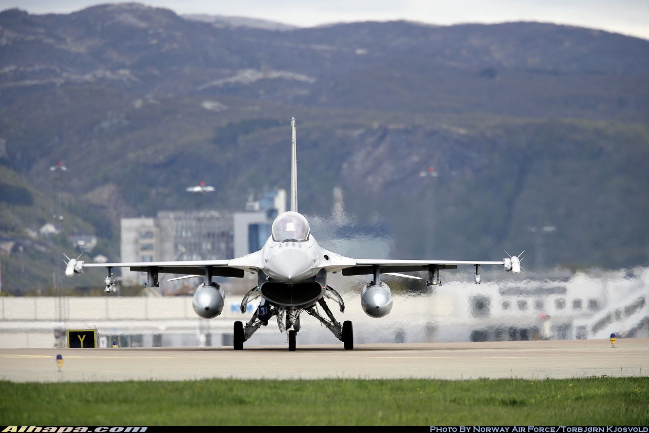 通用动力(福克) F-16AM&ldquo;战隼&rdquo; \vert{} ID:26323