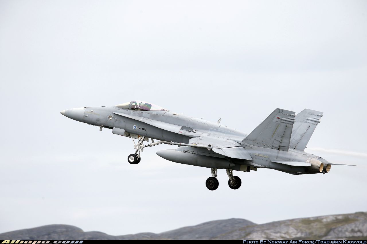 麦克唐纳-道格拉斯 F-18C&ldquo;大黄蜂&rdquo; \vert{} ID:26399