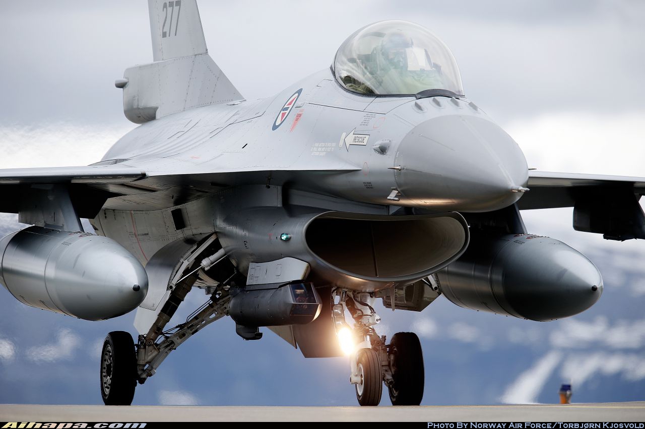 通用动力(福克) F-16AM&ldquo;战隼&rdquo; \vert{} ID:26351