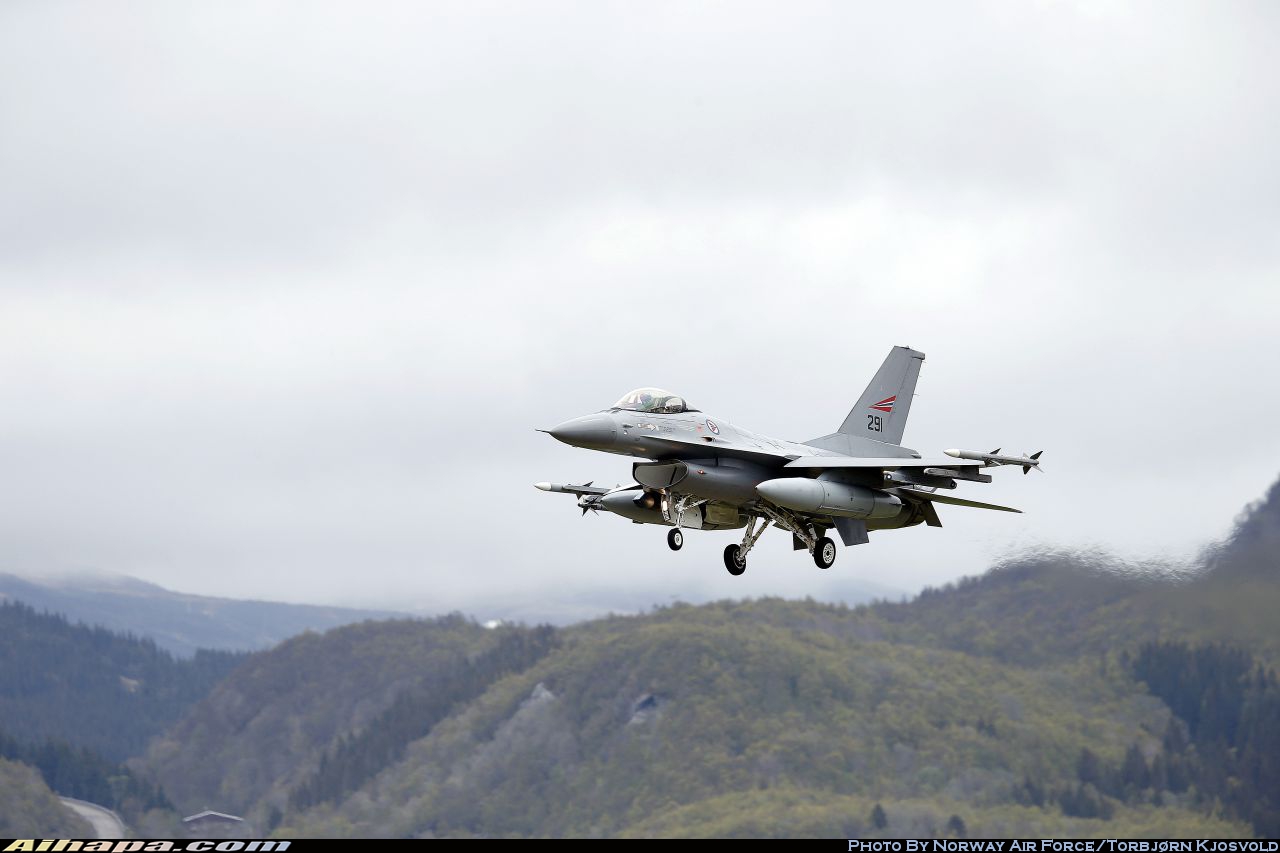 通用动力(福克) F-16AM&ldquo;战隼&rdquo; \vert{} ID:26349