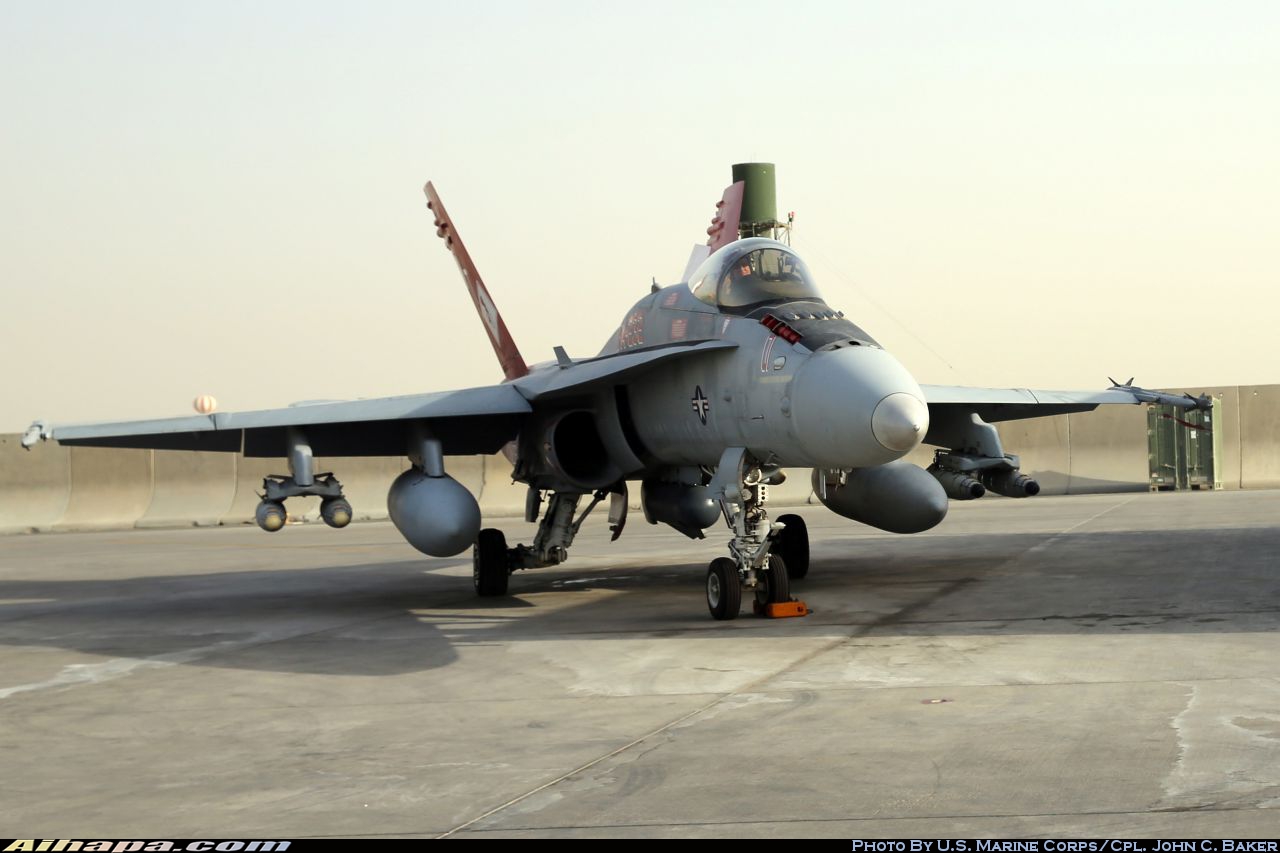 麦克唐纳-道格拉斯 F/A-18C&ldquo;大黄蜂&rdquo; \vert{} ID:30769