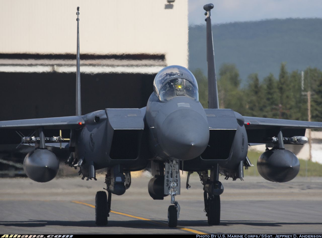 麦克唐纳-道格拉斯 F-15E&ldquo;攻击鹰&rdquo; \vert{} ID:27266