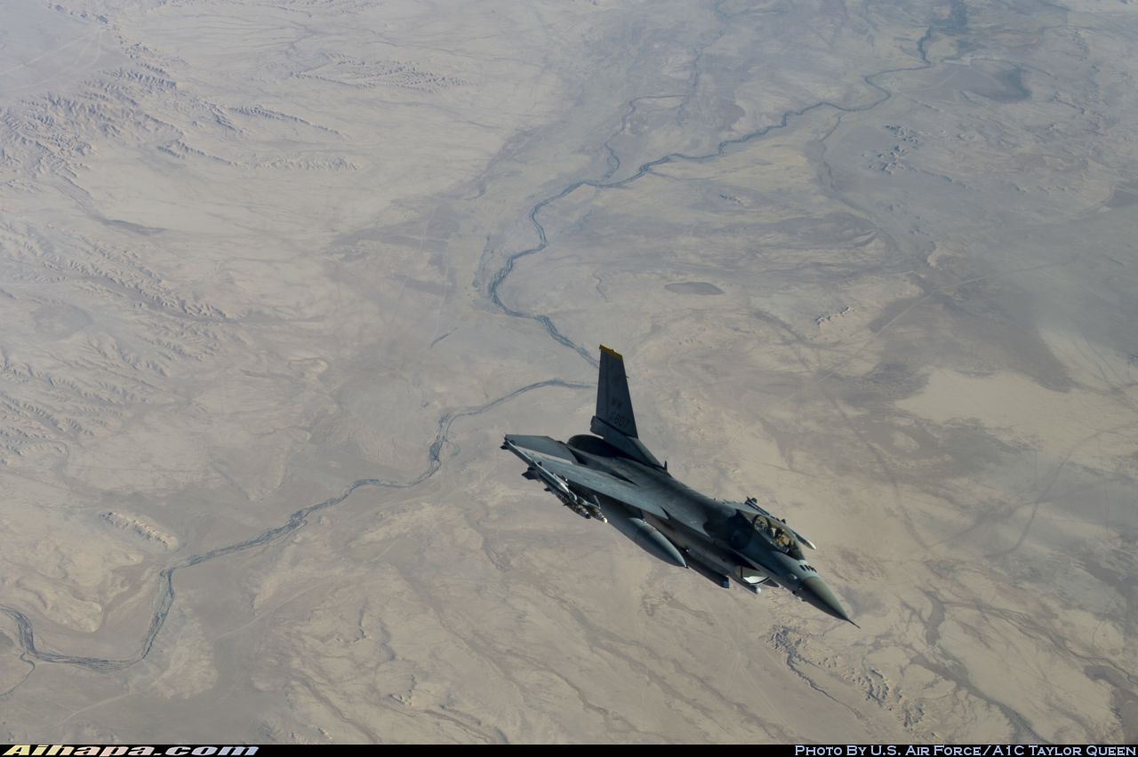通用动力 F-16CM&ldquo;战隼&rdquo; \vert{} ID:30743