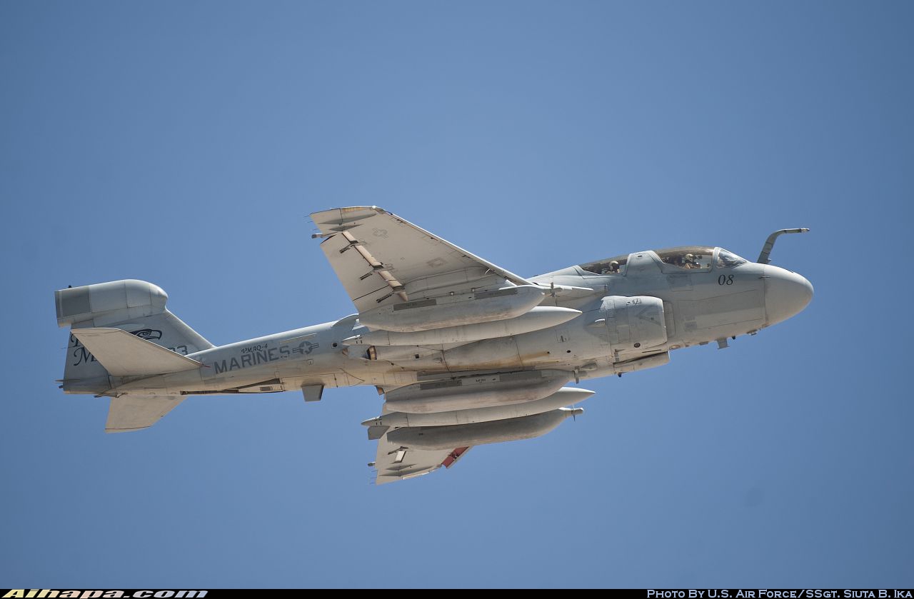 格鲁曼 EA-6B&ldquo;徘徊者&rdquo; \vert{} ID:26900