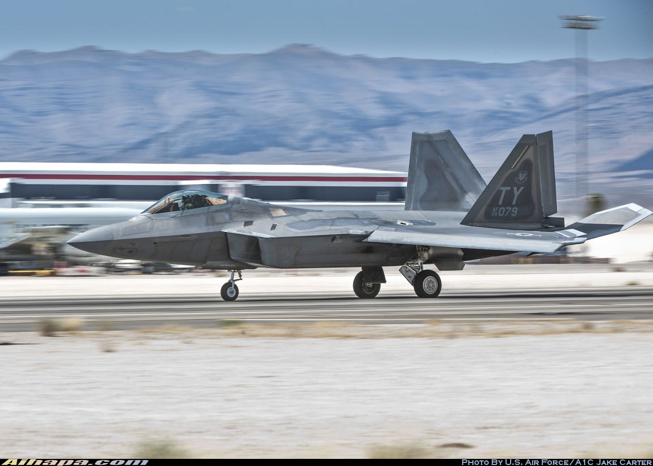 洛克希德-马丁 F-22A&ldquo;猛禽&rdquo; \vert{} ID:26890
