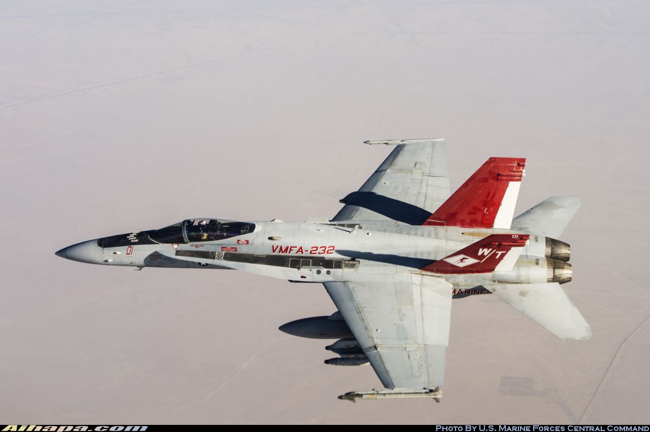 麦克唐纳-道格拉斯 F/A-18C&ldquo;大黄蜂&rdquo; \vert{} ID:30781
