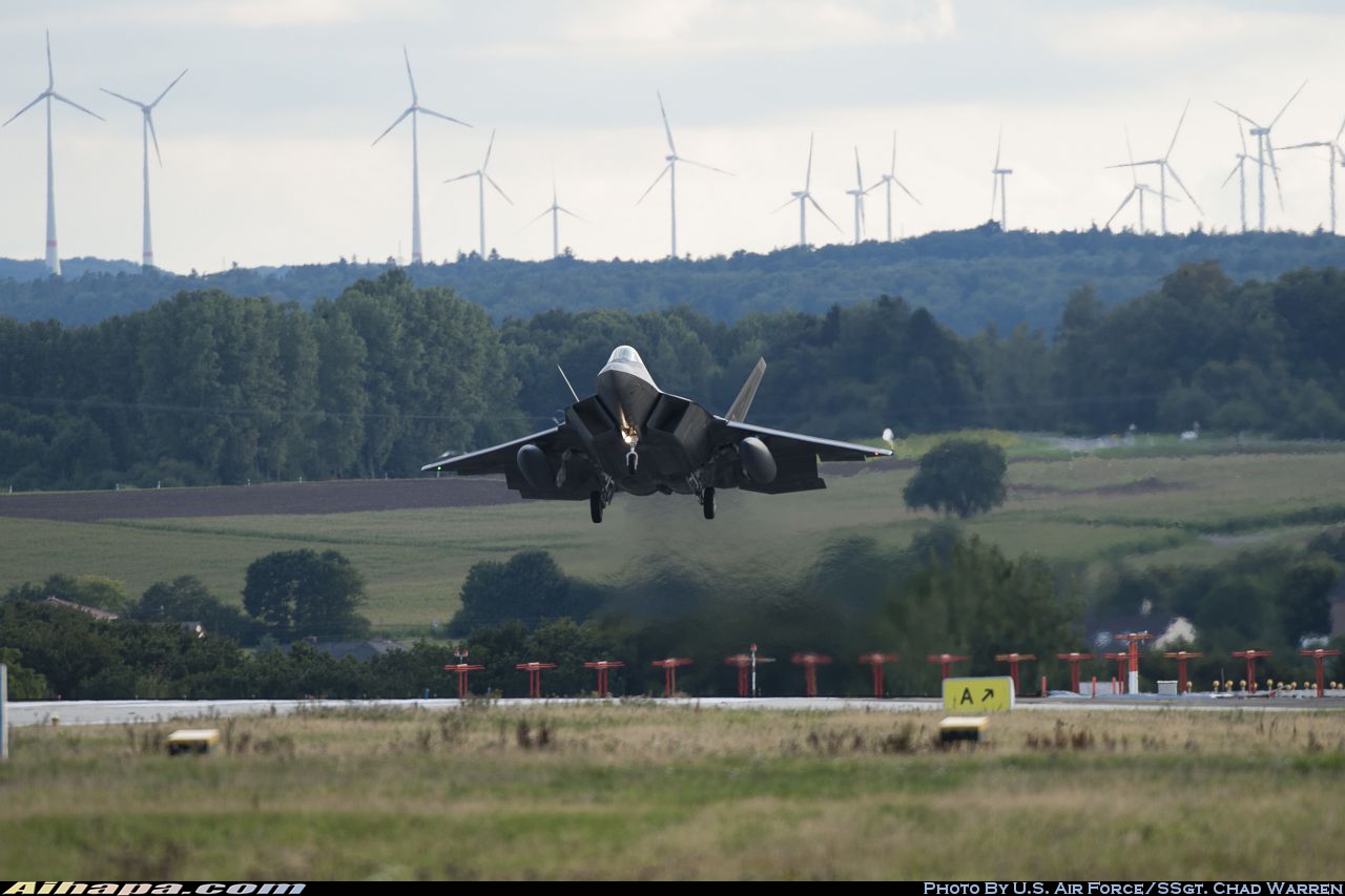 洛克希德-马丁 F-22A&ldquo;猛禽&rdquo; \vert{} ID:28127