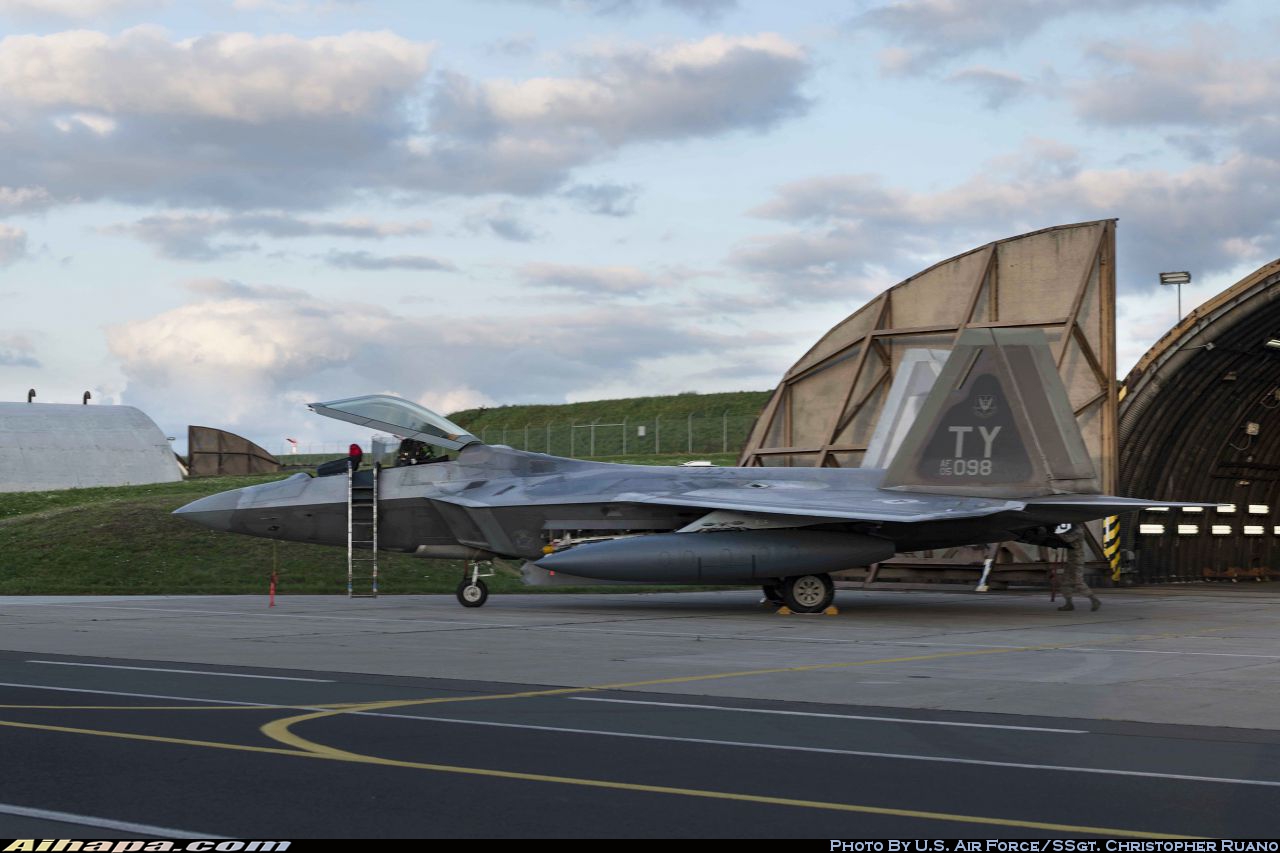 洛克希德-马丁 F-22A&ldquo;猛禽&rdquo; \vert{} ID:28109