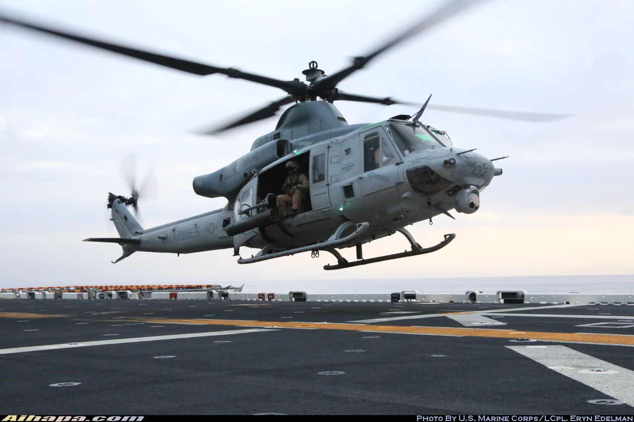 贝尔 UH-1Y&ldquo;毒液&rdquo;(450) \vert{} ID:28235