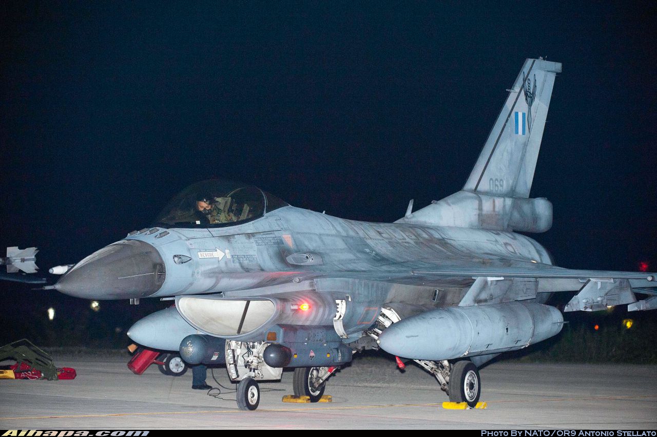 洛克希德-马丁 F-16CJ&ldquo;战隼&rdquo; \vert{} ID:30145