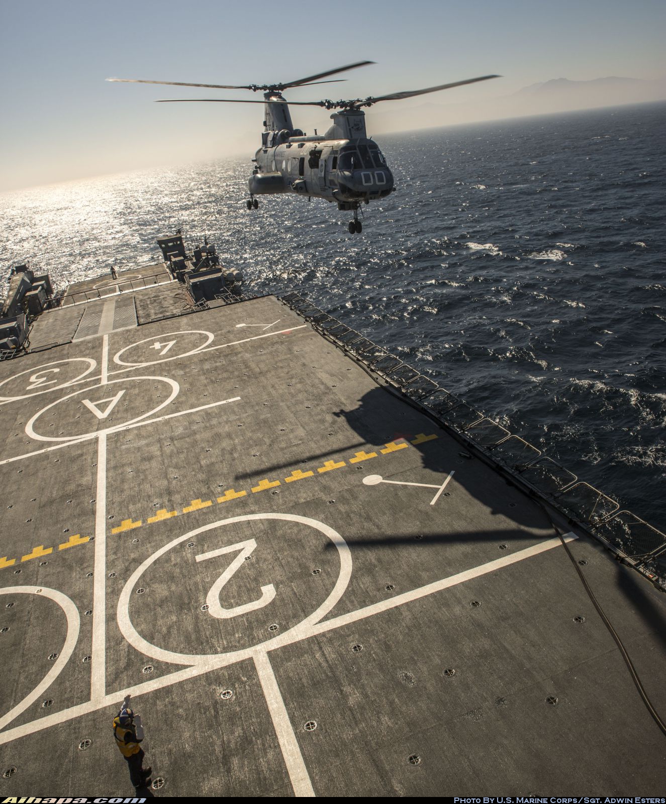 波音-伏托尔 CH-46E&ldquo;海上骑士&rdquo; \vert{} ID:10758