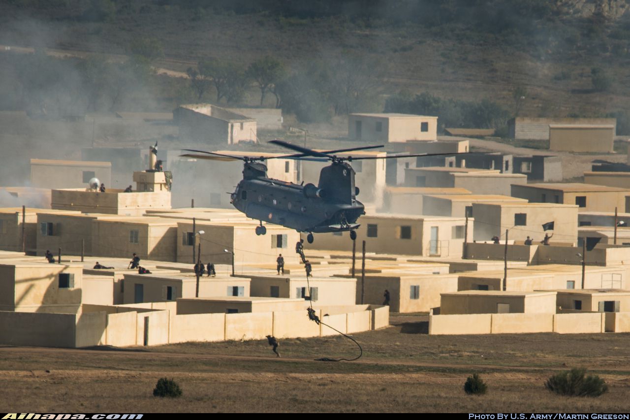 波音 CH-47D&ldquo;支奴干&rdquo;(414) \vert{} ID:30361