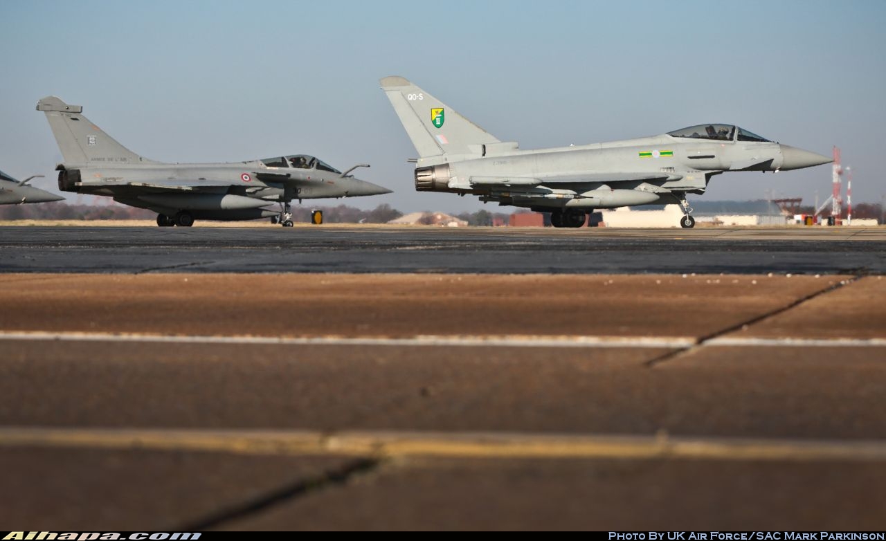 欧洲战斗机 EF-2000&ldquo;台风&rdquo;FGR4 \vert{} ID:33611