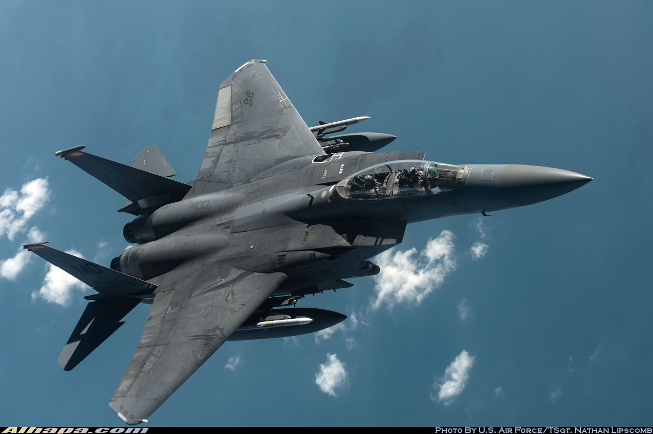 麦克唐纳-道格拉斯 F-15E&ldquo;攻击鹰&rdquo; \vert{} ID:30902