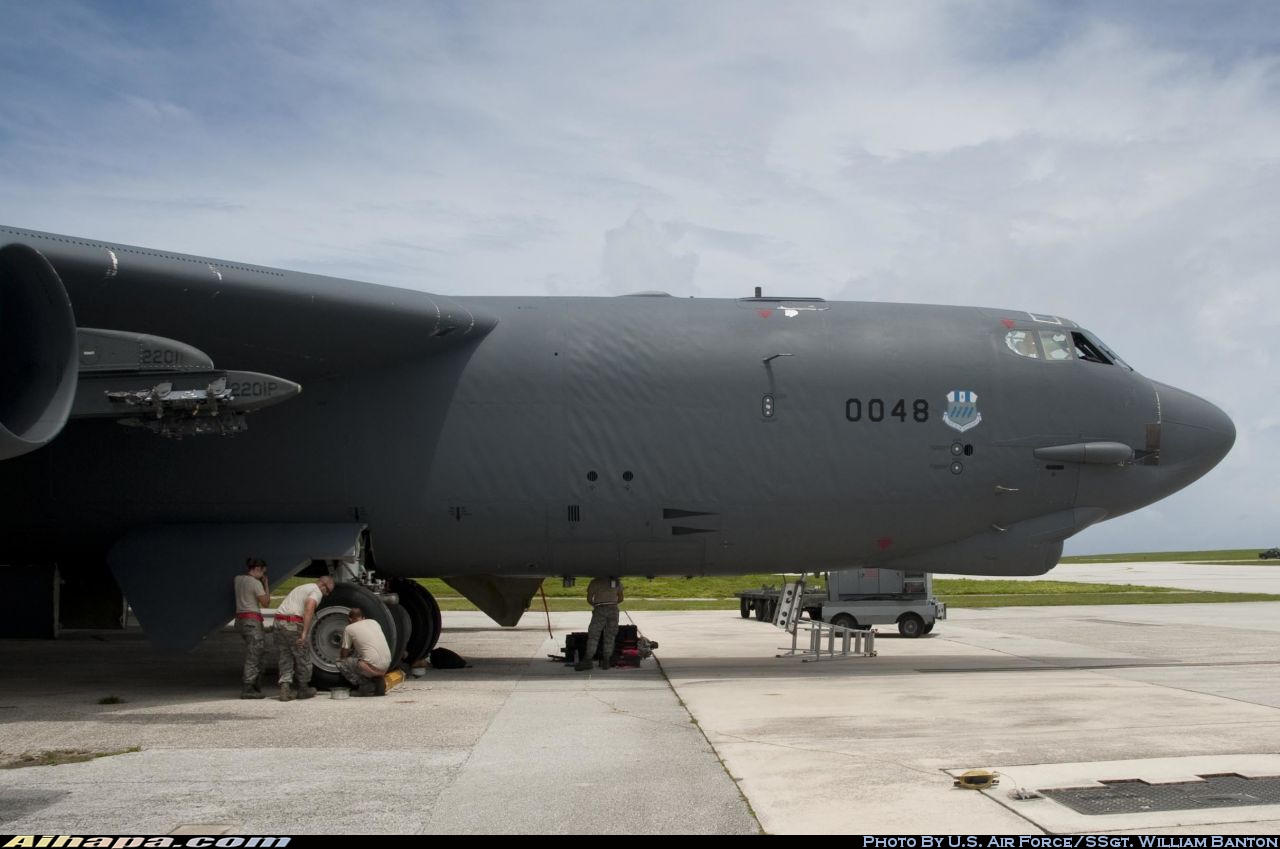 波音 B-52H&ldquo;同温层堡垒&rdquo; \vert{} ID:12844