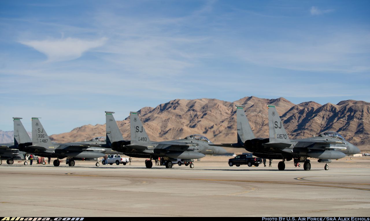 麦克唐纳-道格拉斯 F-15E&ldquo;攻击鹰&rdquo; \vert{} ID:31074