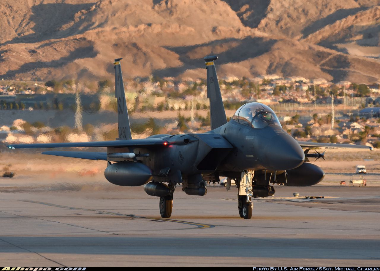 麦克唐纳-道格拉斯 F-15E&ldquo;攻击鹰&rdquo; \vert{} ID:31643