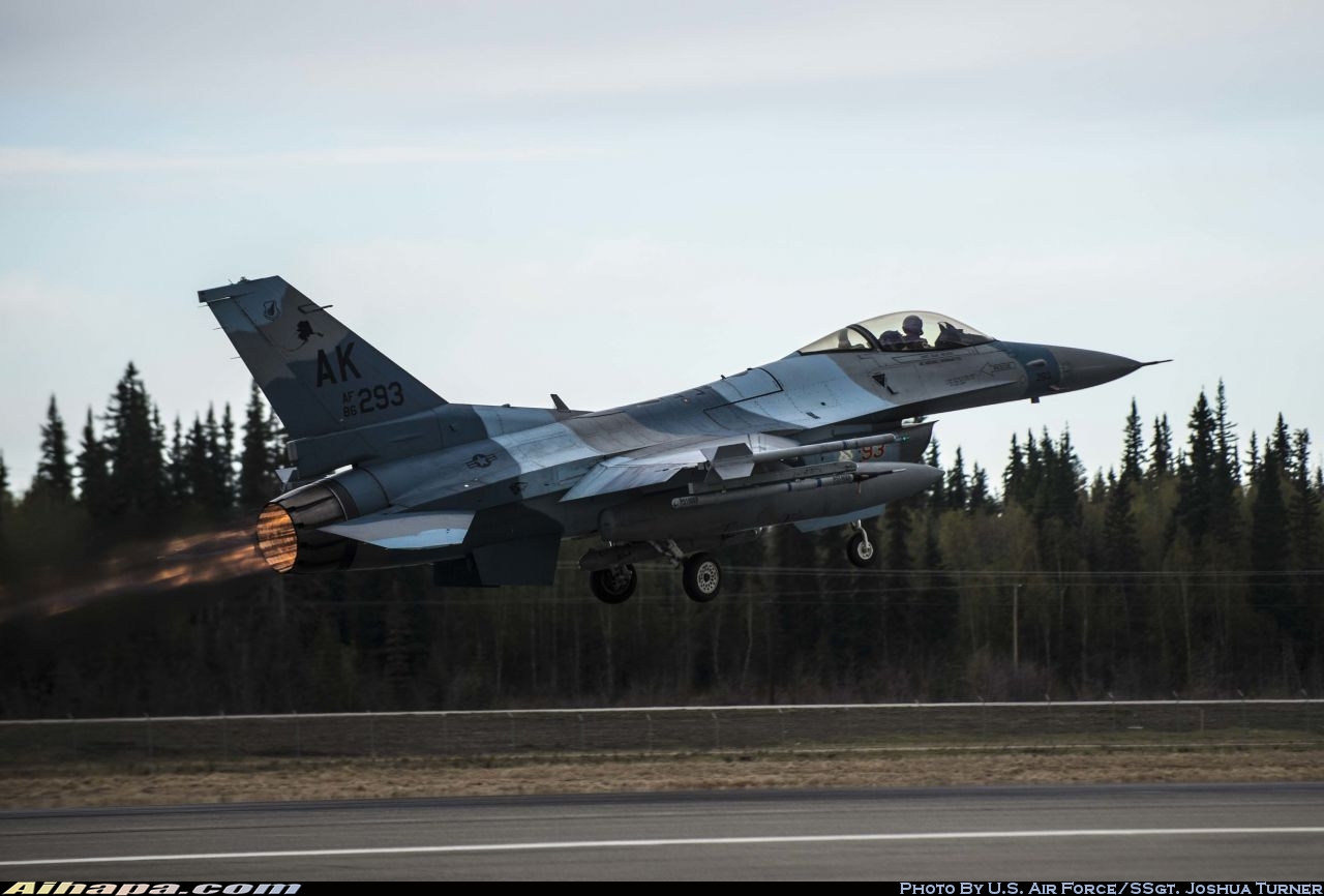 通用动力 F-16C&ldquo;战隼&rdquo; \vert{} ID:36123