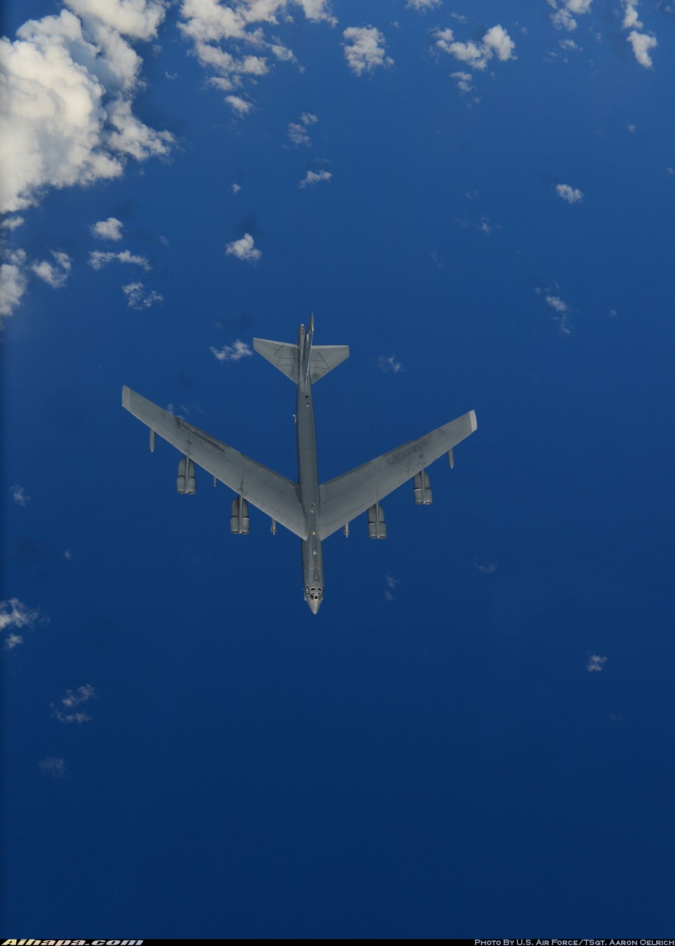 波音 B-52H&ldquo;同温层堡垒&rdquo; \vert{} ID:35857