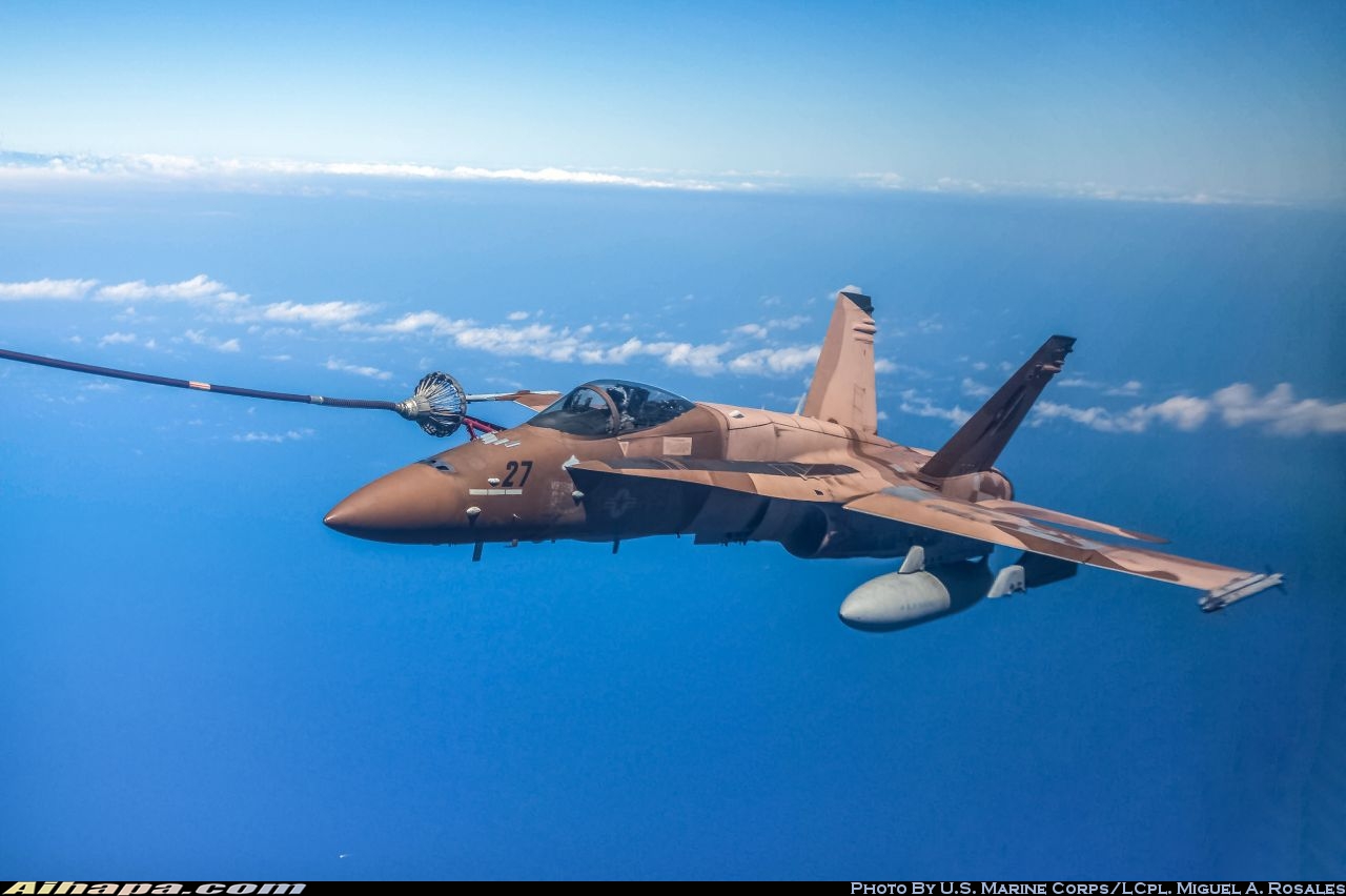 麦克唐纳-道格拉斯 F/A-18C&ldquo;大黄蜂&rdquo; \vert{} ID:35809