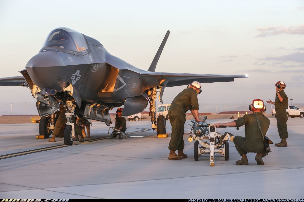 洛克希德-马丁 F-35B&ldquo;闪电&rdquo;Ⅱ \vert{} ID:34261