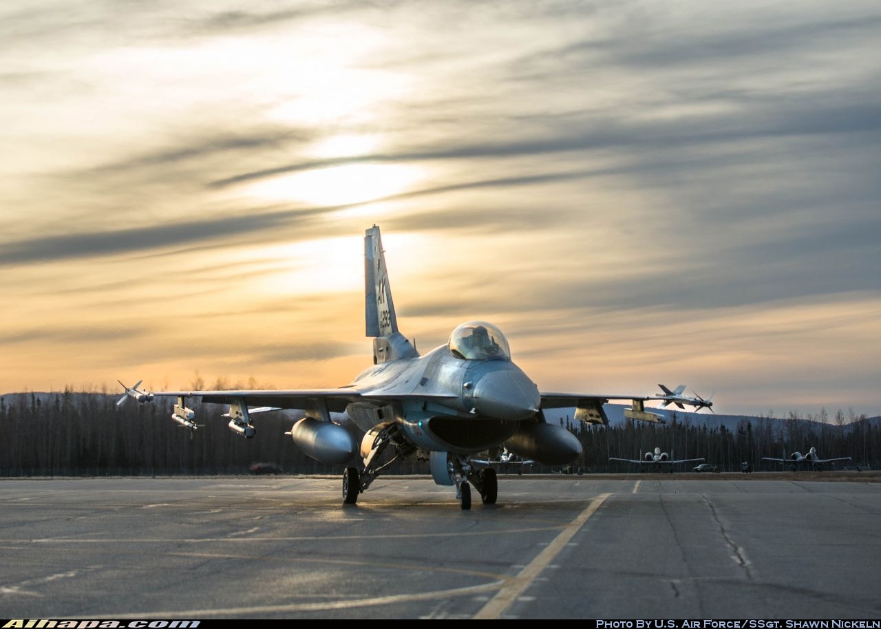 通用动力 F-16C&ldquo;战隼&rdquo; \vert{} ID:36129
