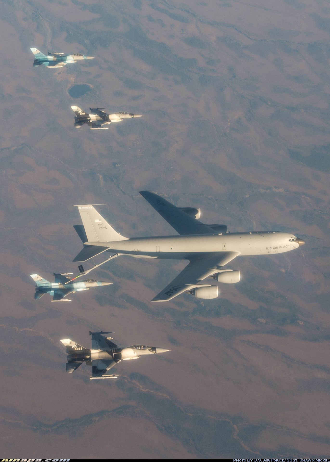 波音 KC-135R&ldquo;同温层油轮&rdquo;(717-148) \vert{} ID:36191