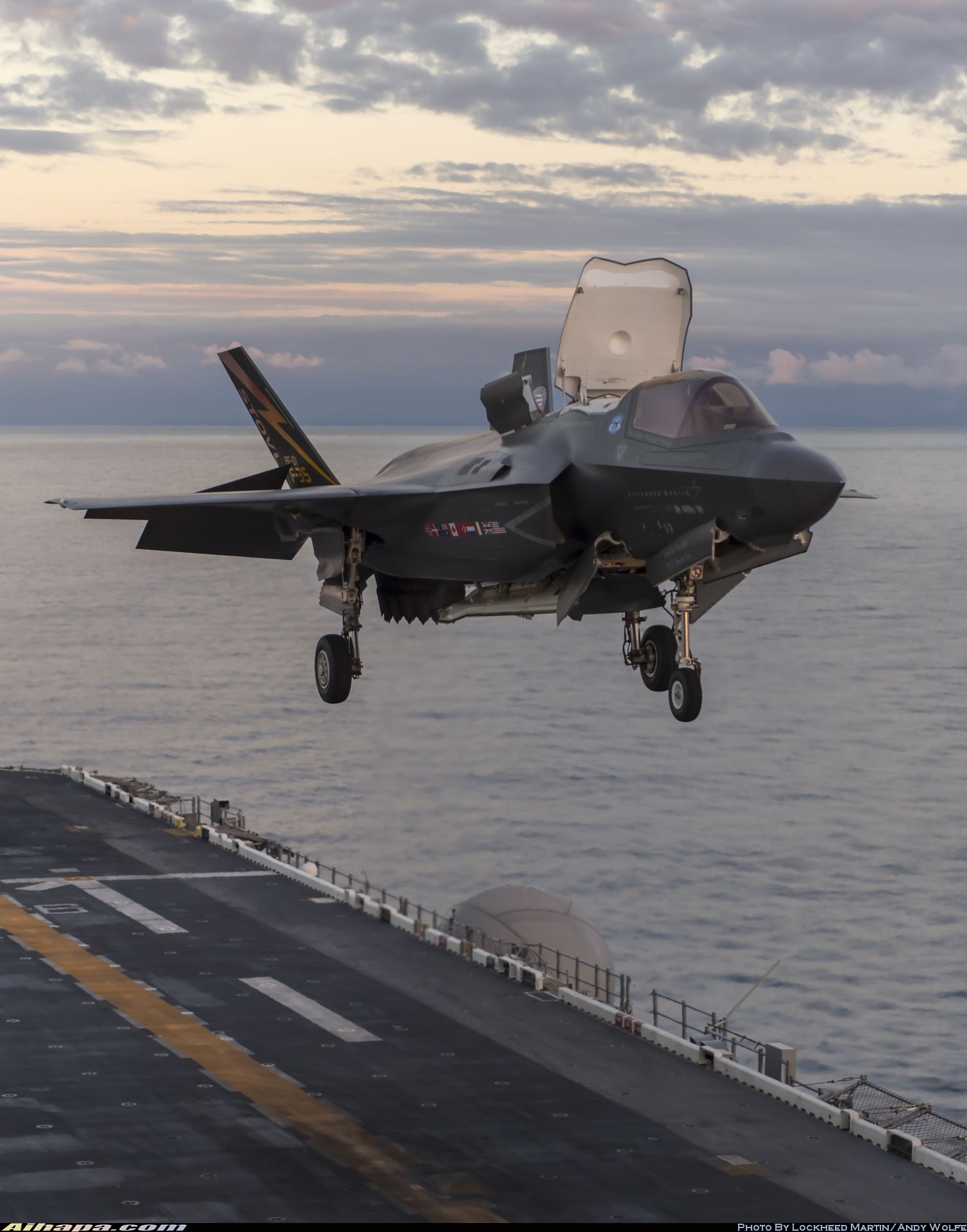 洛克希德-马丁 F-35B&ldquo;闪电&rdquo;Ⅱ \vert{} ID:34171